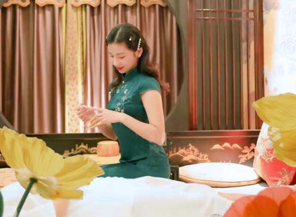 月初去东莞桑拿私人会馆,花样真是惊呆我了